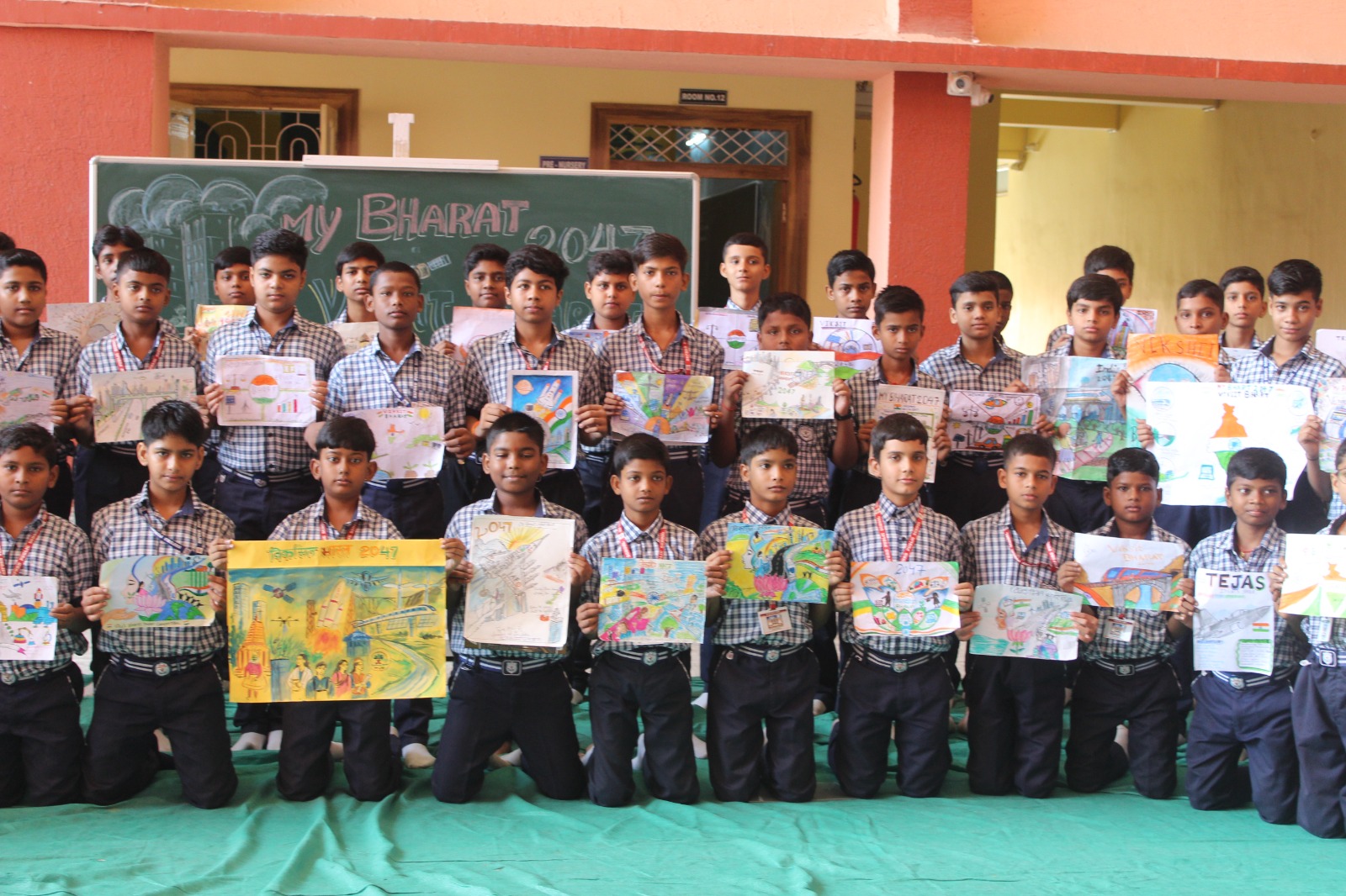 Poster Making Competition on the theme “Mera Bharat, Viksit Bharat 2047” 17 Poster Making Competition (6)